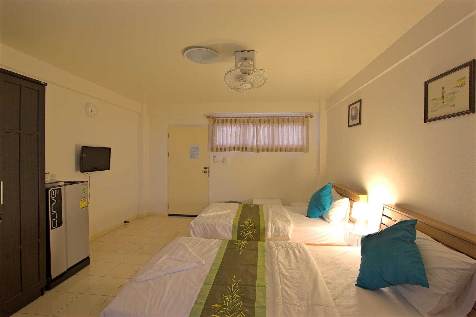 Charn Residence Bang Saen Exterior photo