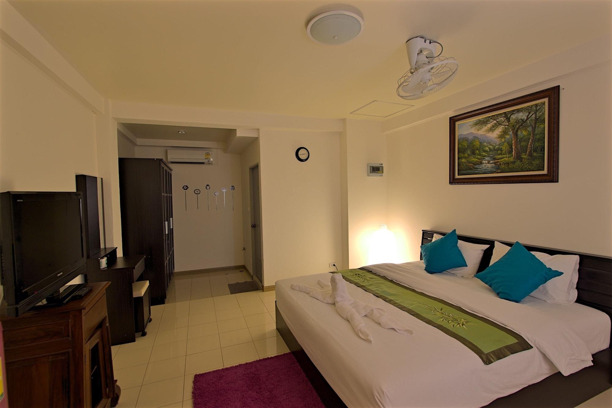 Charn Residence Bang Saen Exterior photo