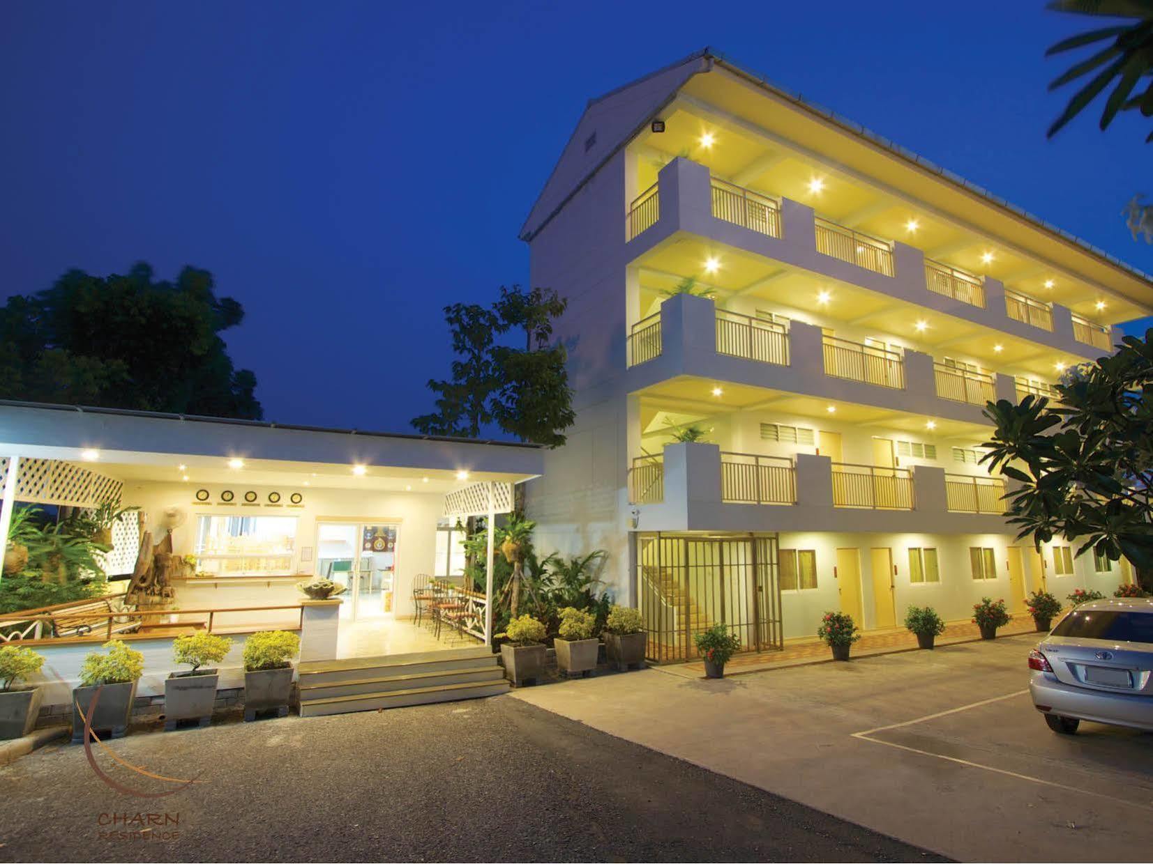 Charn Residence Bang Saen Exterior photo